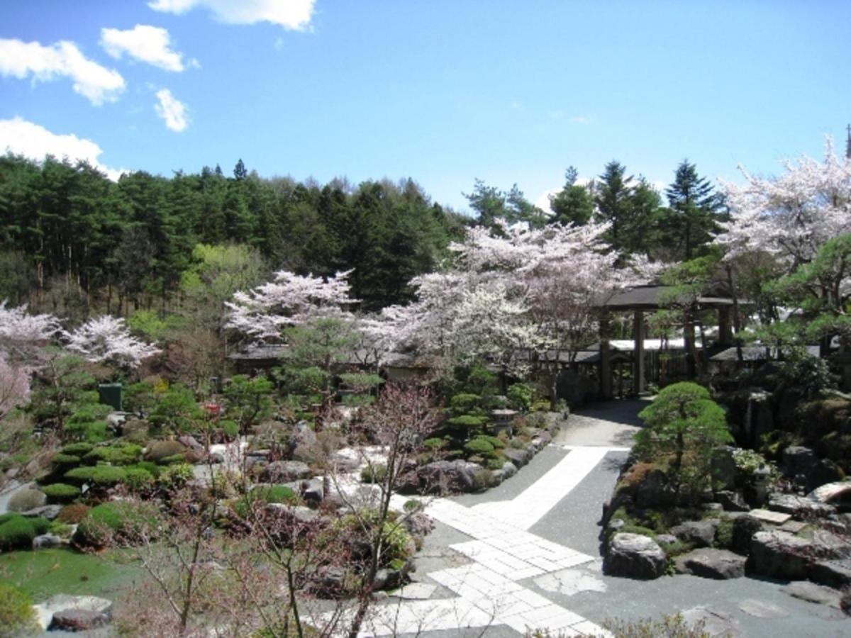 Kaneyamaen Fujiyoshida Bagian luar foto